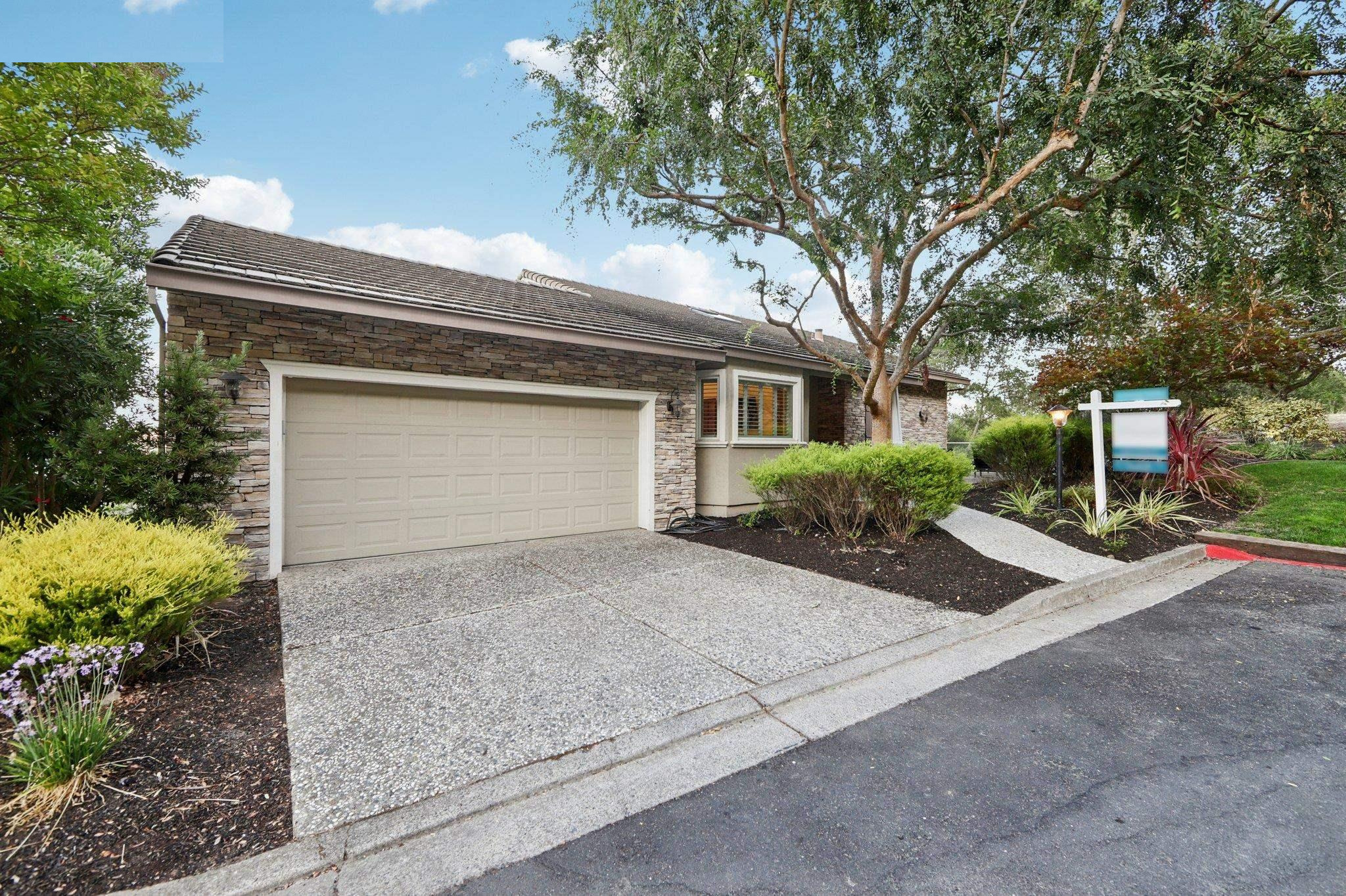 Forest Hills home — exterior